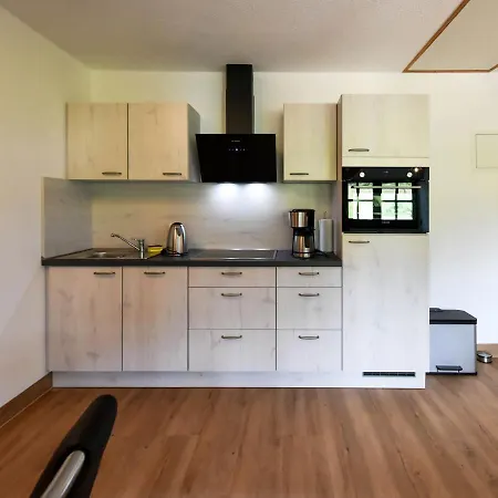 Hugo Nur 200 Meter Bis Zum Wasser